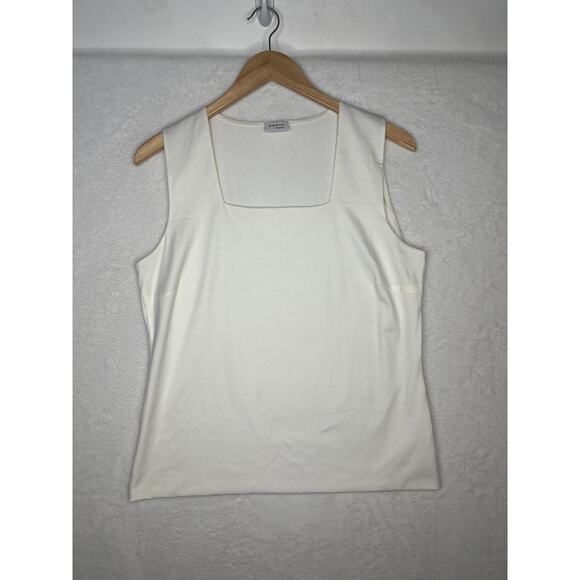 Elegant White Women's Top - Picture 2 of 8